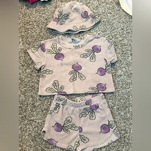 H&M Cream and Gray Textured Fabric